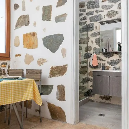 Gospodarstwo agroturystyczne The Stone House Naxos Glinado Naxos