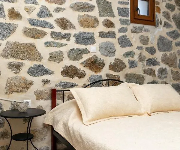 Κατάλυμα σε φάρμα The Stone House Naxos