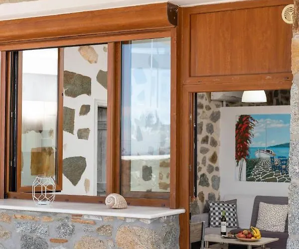 The Stone House Naxos Farm stay *